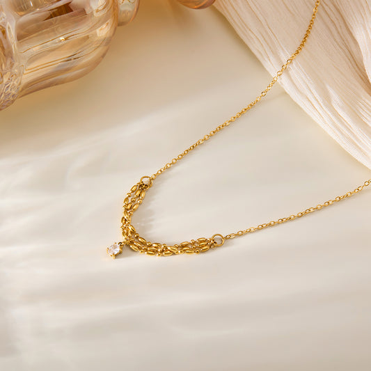 Zircon Winding Necklace