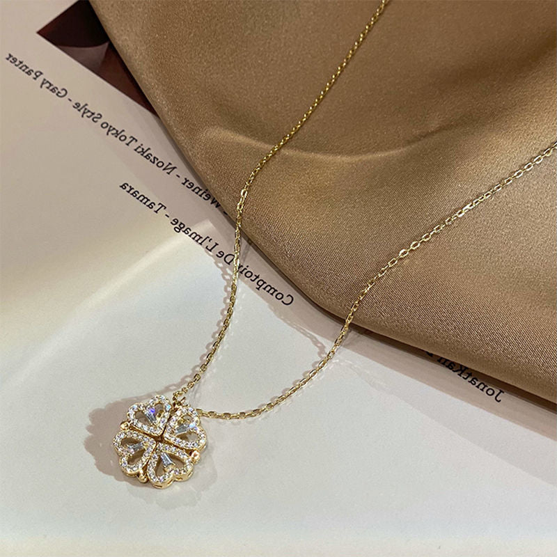 Magentic folding heart pendant